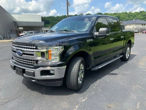 Used 2018 Ford F150 XLT w/ Equipment Group 302A Luxury AWD/4WD image 4