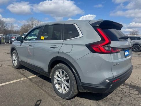 Used 2024 Honda CR-V EX-L image 4