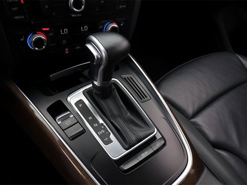Used 2016 Audi Q5 2.0T Premium image 27