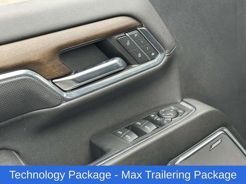 Used 2024 Chevrolet Silverado 2500 High Country w/ High Country Premium Package image 15