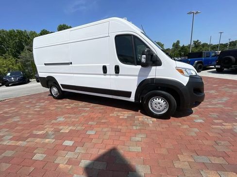 Used 2025 RAM ProMaster 2500 w/ Convenience Group FWD image 37