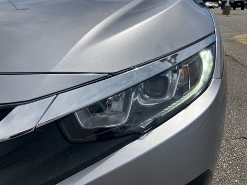 Used 2018 Honda Civic LX image 30