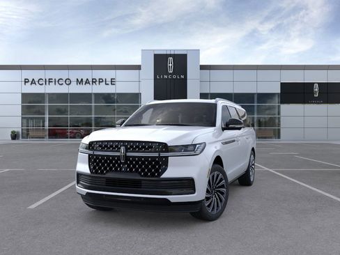 New 2026 Lincoln Navigator L Black Label image 2
