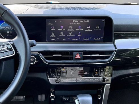 Used 2025 Kia Seltos X-Line AWD/4WD image 11