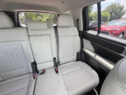 Used 2026 Hyundai Santa Fe SEL FWD image 35