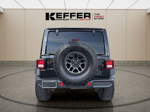 Certified 2022 Jeep Wrangler Unlimited Sport w/ Xtreme Recon 35" Tire Package image 4