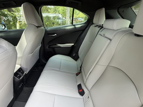 Used 2024 Lexus UX 250h F Sport FWD image 32