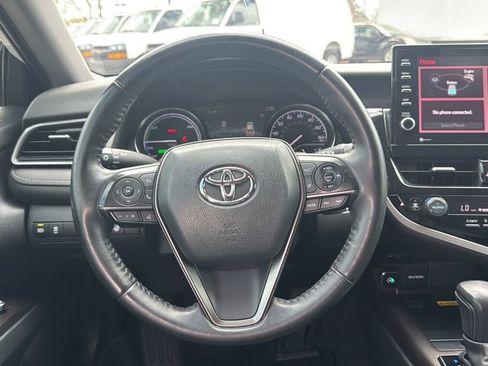 Used 2022 Toyota Camry XSE w/ Cold Weather Package image 14