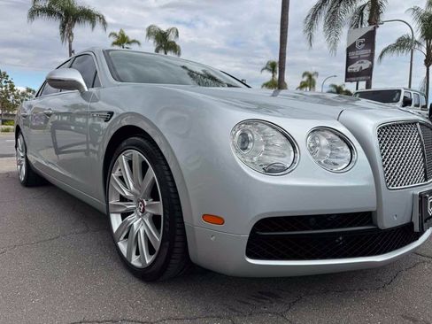 Used 2015 Bentley Flying Spur V8 AWD/4WD image 10