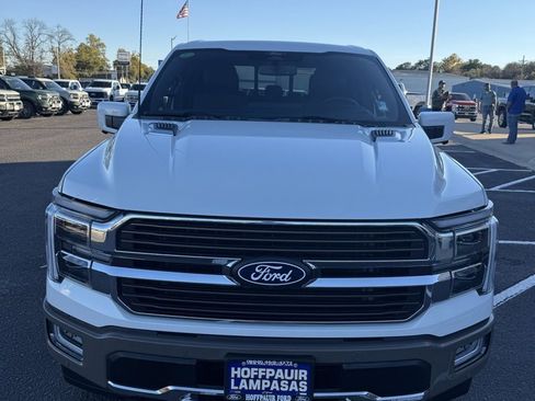 Used 2025 Ford F150 King Ranch w/ FX4 Off-Road Package image 8