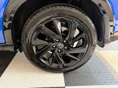 Used 2022 Honda HR-V Sport image 11