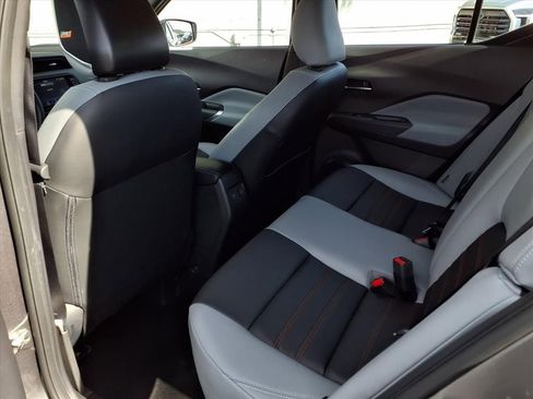 Used 2021 Nissan Kicks SR w/ SR Premium Package image 17