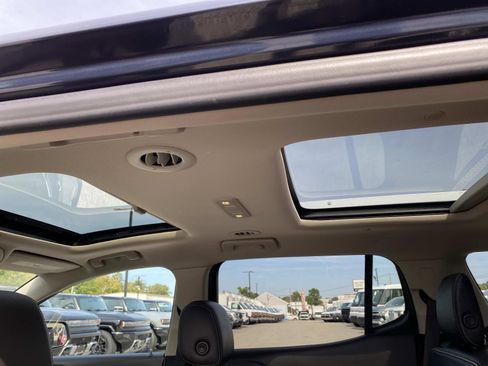 Used 2019 GMC Acadia Denali w/ Technology Package image 10