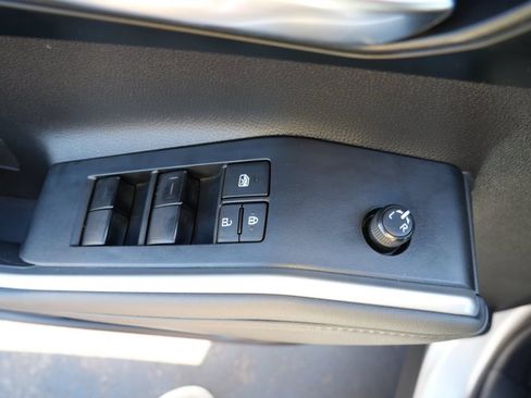 Used 2022 Toyota Highlander XSE AWD/4WD image 16