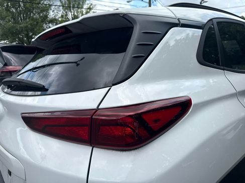 Used 2023 Hyundai Kona SEL w/ Cargo Package AWD/4WD image 8