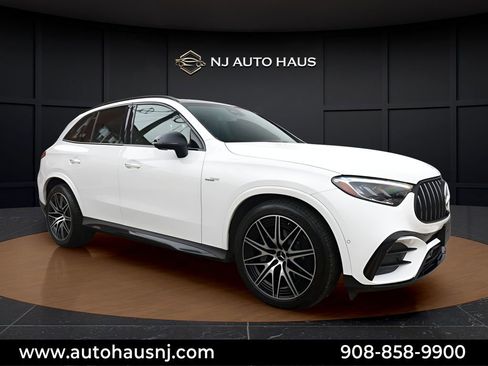 Used 2025 Mercedes-Benz GLC 43 AMG 4MATIC image 10