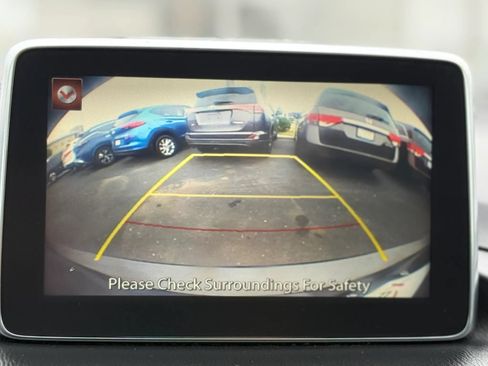 Used 2016 MAZDA MAZDA3 i Sport FWD image 22