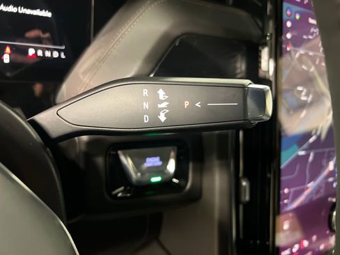 New 2026 GMC Yukon XL AT4 AWD/4WD image 26