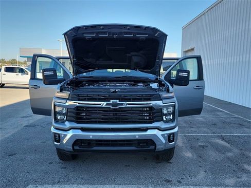 New 2025 Chevrolet Silverado 2500 LT w/ Safety Package image 9