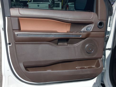 Used 2024 Ford Expedition Max King Ranch image 16