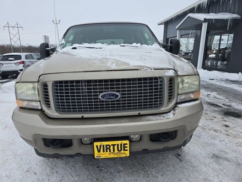 Used 2004 Ford Excursion Limited image 2