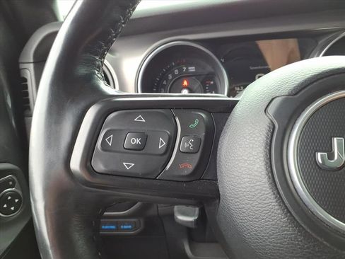 Certified 2023 Jeep Wrangler Unlimited w/ Cold Weather Group image 18