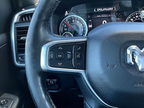 Used 2019 RAM 1500 Big Horn AWD/4WD image 14
