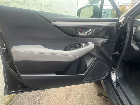 Used 2020 Subaru Outback Premium image 21