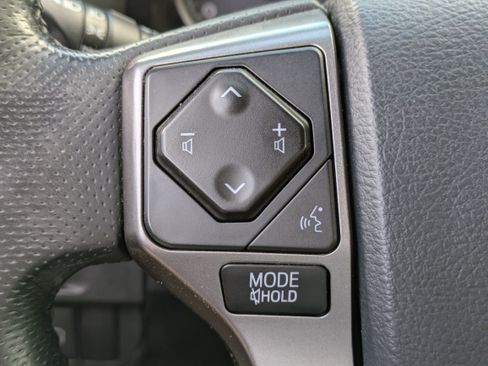 Used 2019 Toyota Tacoma SR5 image 21