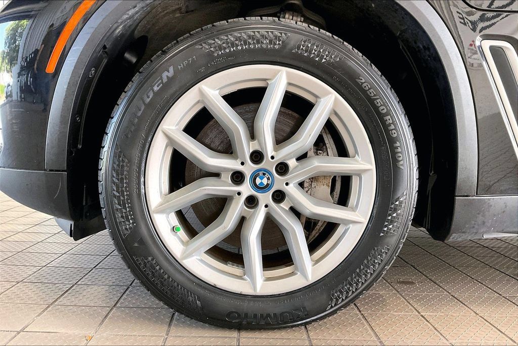 Used 2022 BMW X5 xDrive45e AWD/4WD image 32