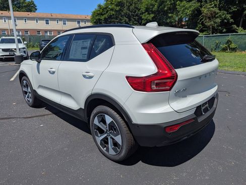 New 2026 Volvo XC40 B5 Plus w/ Protection Package Premier image 5