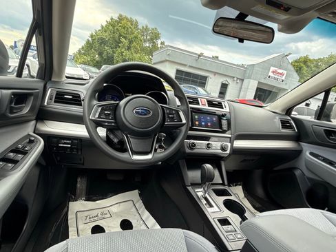 Used 2019 Subaru Outback 2.5i image 39