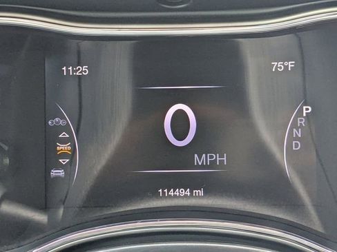 Used 2020 Jeep Grand Cherokee Limited w/ Trailer Tow Group IV image 33