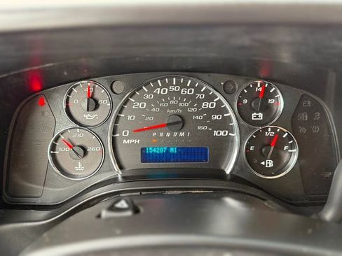 Used 2016 GMC Savana 2500 image 22