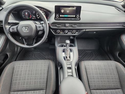 Used 2025 Honda HR-V Sport image 10
