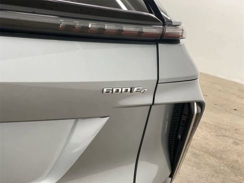 Certified 2024 Cadillac Lyriq Luxury image 11