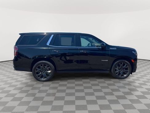Used 2023 Chevrolet Tahoe High Country AWD/4WD image 4