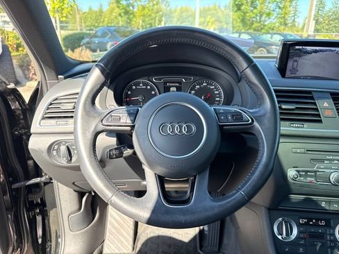 Used 2015 Audi Q3 2.0T Prestige AWD/4WD image 12