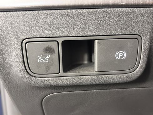 Used 2024 Hyundai Kona Limited AWD/4WD image 33