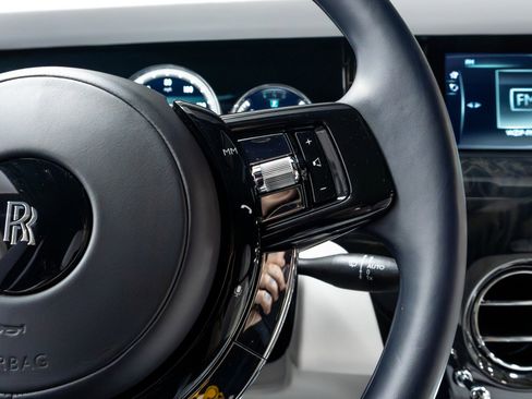 Used 2021 Rolls-Royce Phantom Sedan RWD image 85