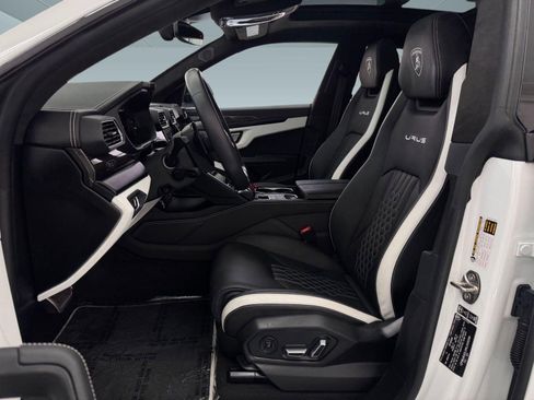 Used 2024 Lamborghini Urus S image 5