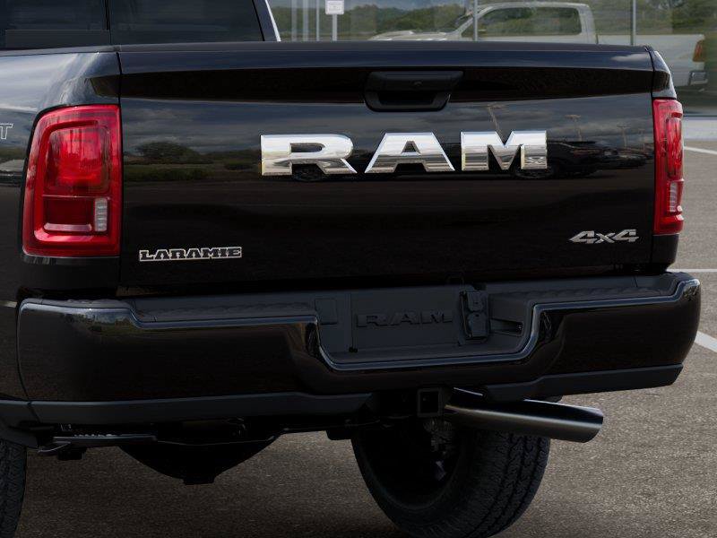 New 2026 RAM 3500 Laramie AWD/4WD image 13