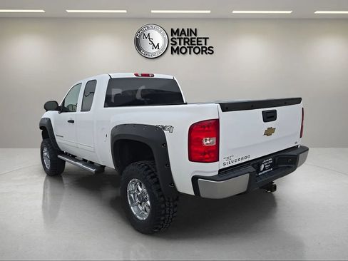 Used 2009 Chevrolet Silverado 1500 LS AWD/4WD image 3