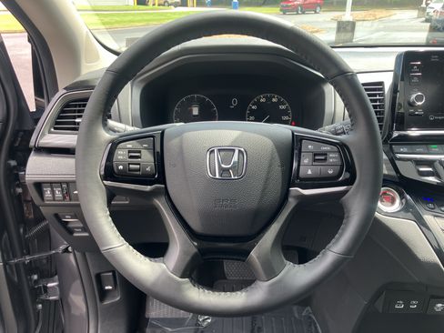 Used 2026 Honda Odyssey Elite image 31