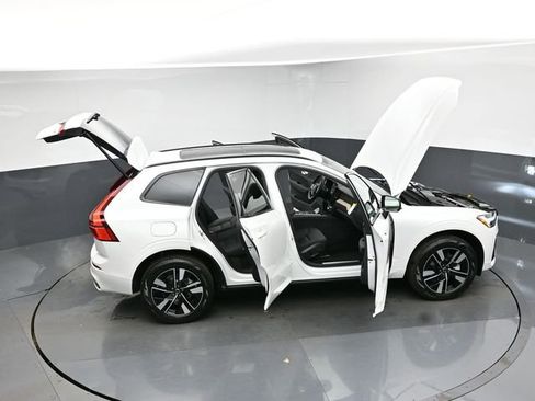 New 2026 Volvo XC60 B5 Core w/ Climate Package image 48