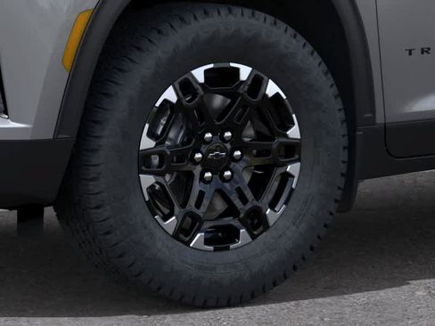 New 2027 Chevrolet Traverse Z71 w/ Driver Confidence Package AWD/4WD image 9