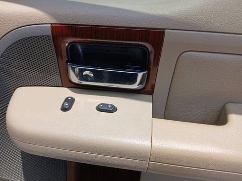 Used 2006 Ford F150 XLT RWD image 16
