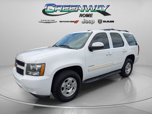 Used 2014 Chevrolet Tahoe LT RWD image 4