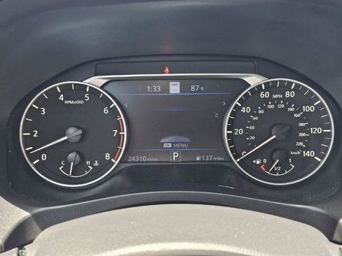Certified 2023 Nissan Altima 2.5 SV w/ SV Premium Package AWD/4WD image 18