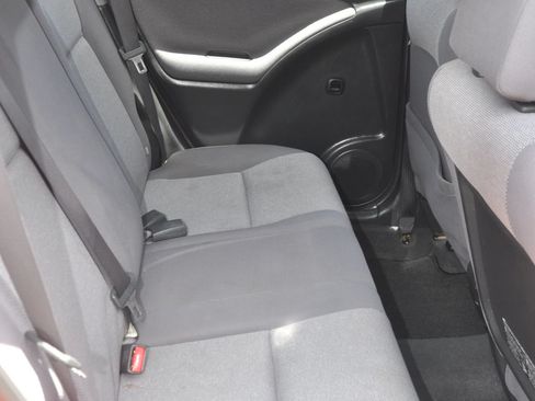 Used 2003 Toyota Matrix XR FWD image 21